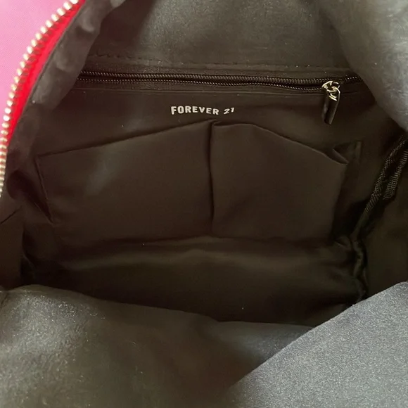 Small Backpack - Picture 2 of 3